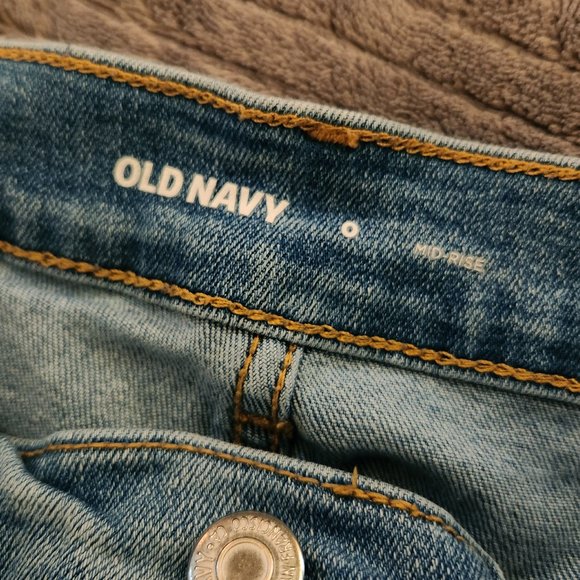 Old Navy Foldover Jean Shorts - Picture 3 of 3